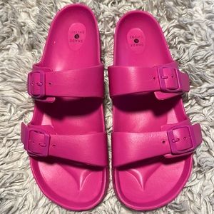 Shade and shore sandals